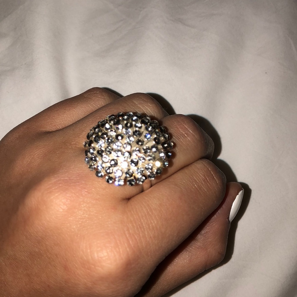 BCBG burst ring